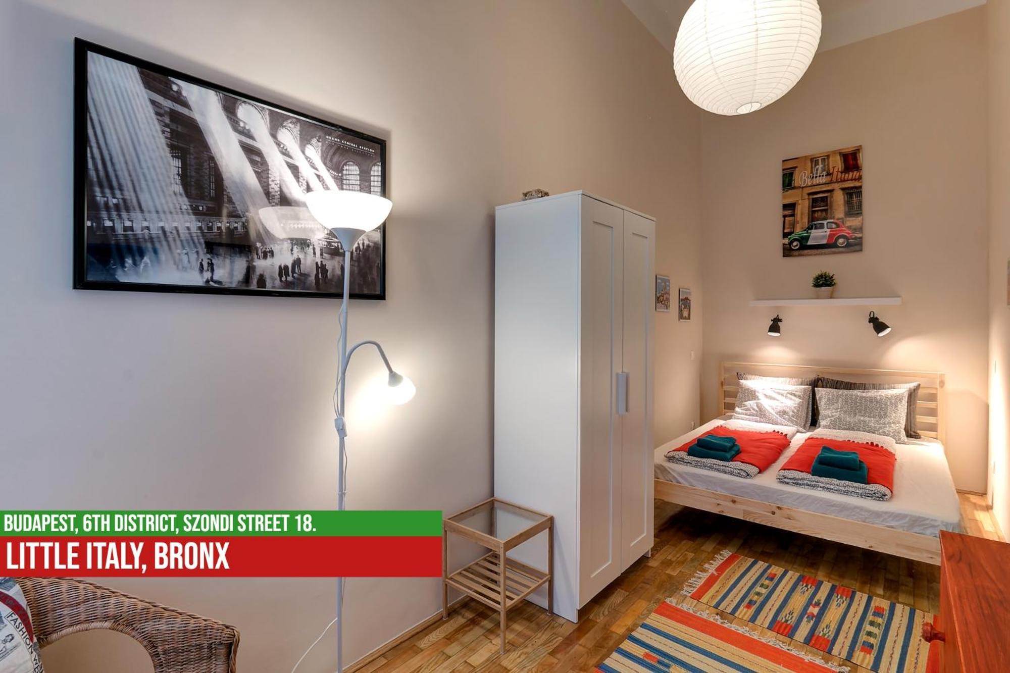 Little Italy Bronx Apartment Budapesta Exterior foto